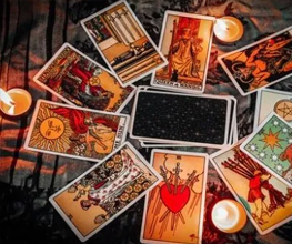 TAROT CARD READINGS